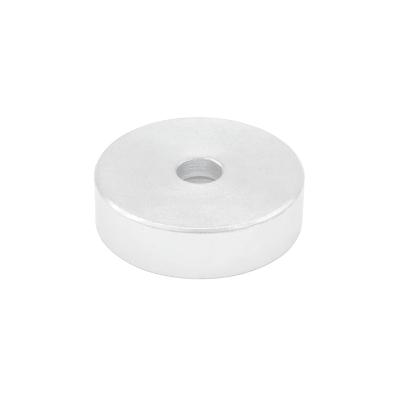 Lav Neodymium Pottemagnet Ø25x7,0 mm med undersænket skruehul Ø4,5 mm og 14 kg trækkraft